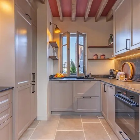 Lovely Penthouse With Terrasse Párizs